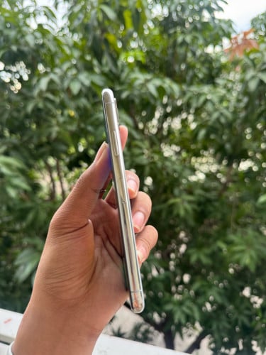 iPhone X 64G សានុំណែន