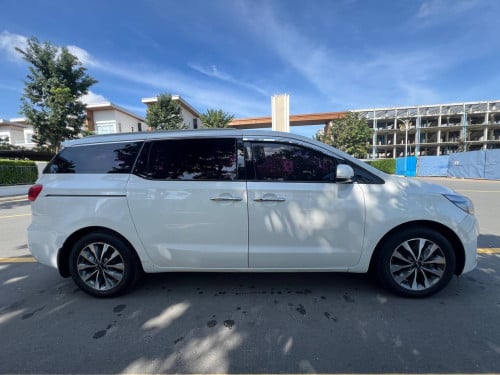 Kia carnival 2015 ម៉ាស៊ូតលក់