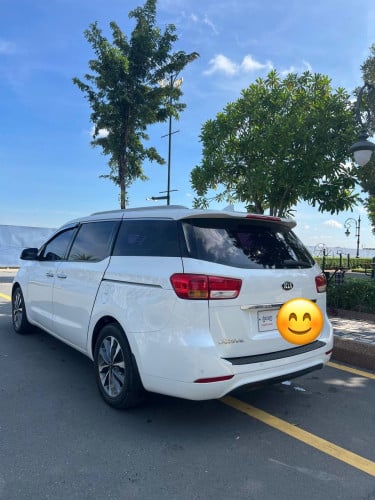 Kia carnival 2015 ម៉ាស៊ូតលក់