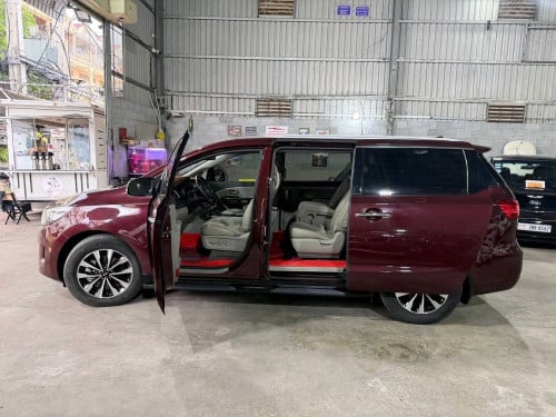 Kia carnival 2015full option ទ្វាអូតូបី