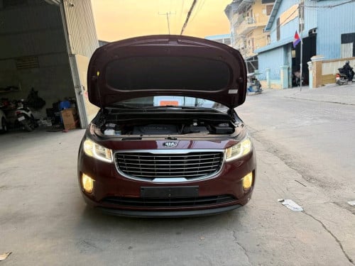 Kia carnival 2015full option ទ្វាអូតូបី