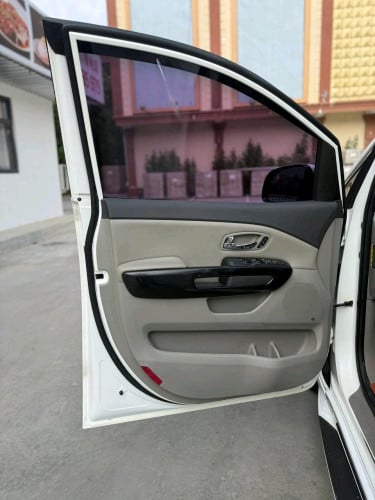 Kia carnival 2017full option ទ្វាអូតូបី360ប៊ូតុង5