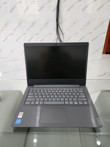 Lenovo V14-IGL