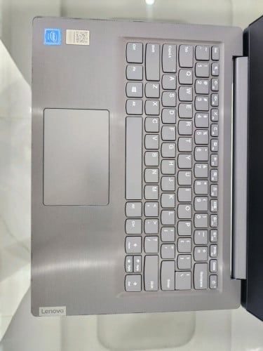 Lenovo V14-IGL