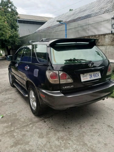 Lexus.ឆ្នាំ99