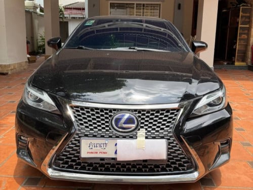 Lexus CT 200h 2012 For Rent /出租