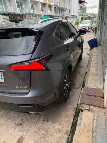 LEXUS NX 200t ឆ្នាំ2015 F-Sport ក្នុងក្រហមឆើរី🍒 គុជ3ហ្សុិន 4ប៊ូតុង ប៉ុង1 ឡានស្អាតនៅថ្មីខ្លាំង