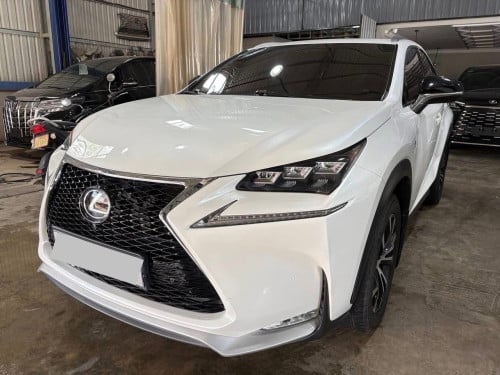 Lexus Nx 200t F-sport 2015 P2 គុជ3 ក្នុងឆើរី គីឡូតិច ទឹកថ្នាំសុីនមួយជុំម្ចាស់ដើមទី១