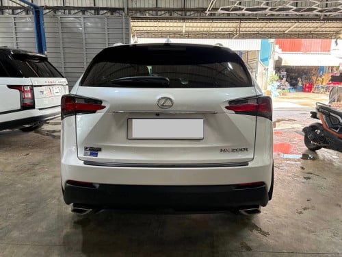 Lexus Nx 200t F-sport 2015 P2 គុជ3 ក្នុងឆើរី គីឡូតិច ទឹកថ្នាំសុីនមួយជុំម្ចាស់ដើមទី១