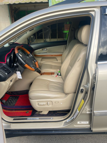 Lexus400h ប៉ុង2 haft ម្ចាស់ដើម ចង់លក់