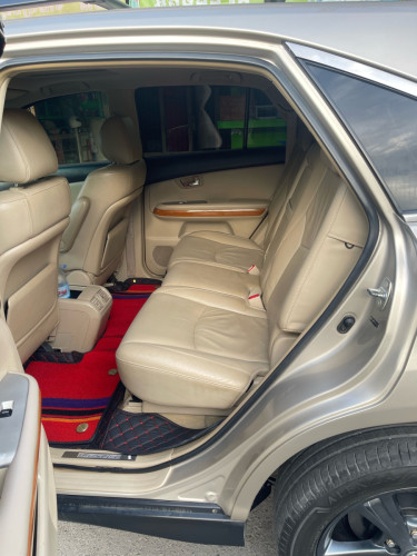 Lexus400h ប៉ុង2 haft ម្ចាស់ដើម ចង់លក់
