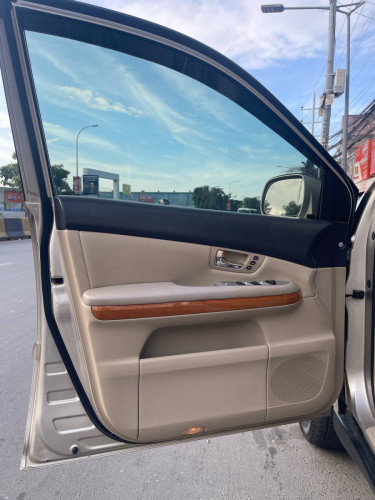 Lexus400h ប៉ុង2 haft ម្ចាស់ដើម ចង់លក់