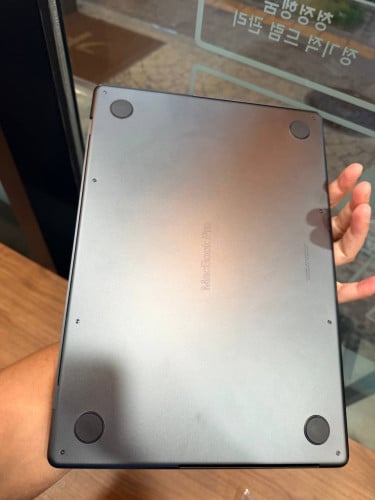 MacBook M3 Pro 14inch 18G 512G battery 100%