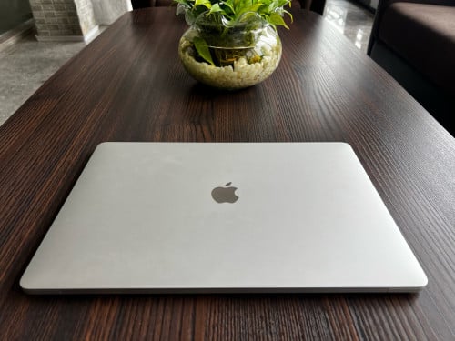 MacBook Pro 2017 15inch | 2017