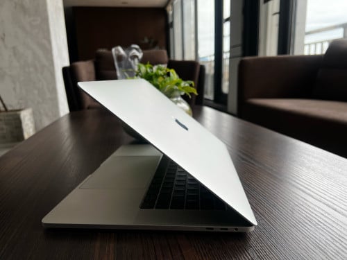 MacBook Pro 2017 15inch | 2017