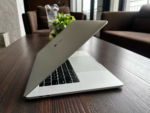 MacBook Pro 2017 15inch | 2017