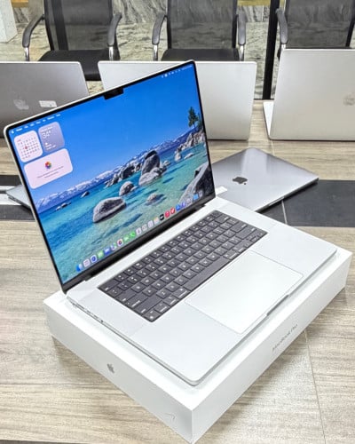 MacBook Pro 2023 (16inch)