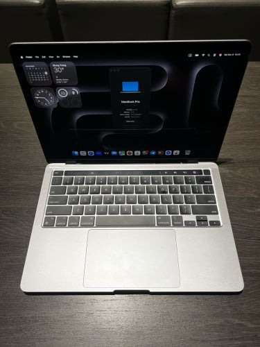 MacBook Pro M1 13inch | 2020