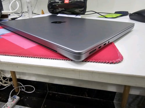 Macbook pro m1 2021