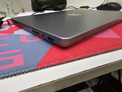 Macbook pro m1 2021