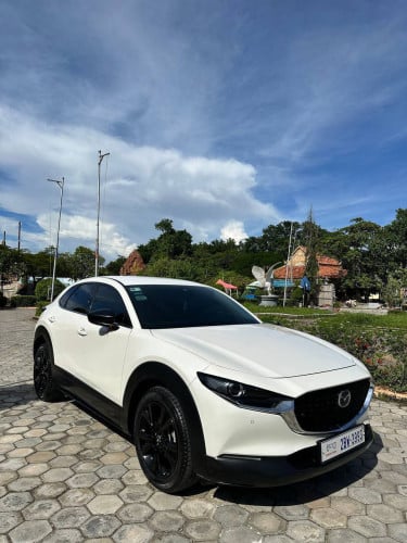 Mazda CX30 2024 For Rent /出租