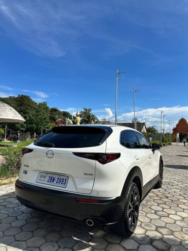 Mazda CX30 2024 For Rent /出租