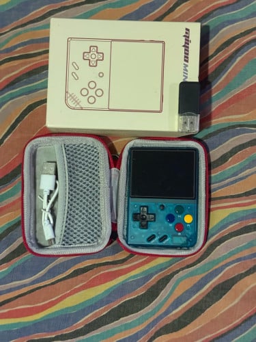 Miyoo mini v4 portable handled retro console