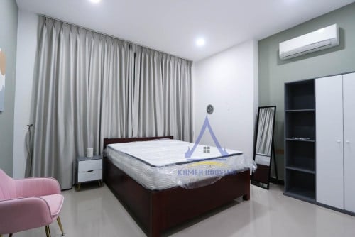 Modern apartment 2-beds for rent in The Olympia Mall