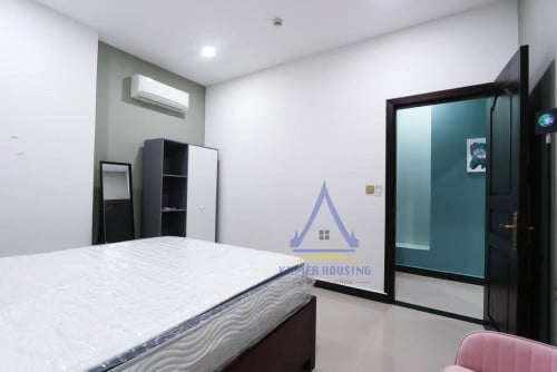 Modern apartment 2-beds for rent in The Olympia Mall