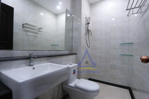 Modern apartment 2-beds for rent in The Olympia Mall