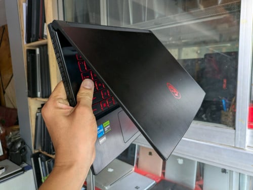 Msi GF63/Core i5-11400H/ram16/m.2 512/15.6inch/RTX3050 4G/ gaming n design