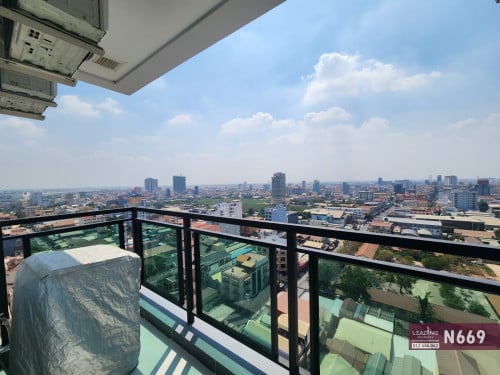 N669 | Serviced Apartment 2 Bedrooms with Gym, Pool, Cleaning For Rent