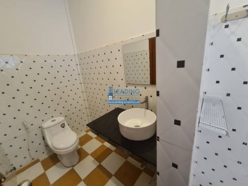 N861 | Western Clean 2 Bedrooms Apartment For Rent in Boeng Trabek Area