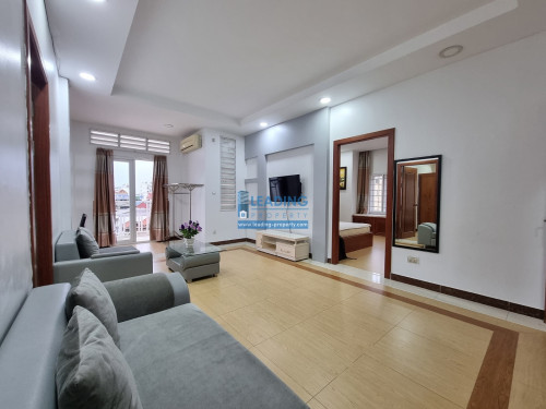 N878 | Beautiful and Bright Apartment 2 Bedrooms Unit For Rent Near Russian Market