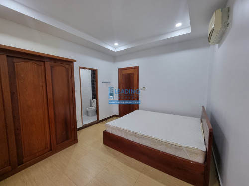 N878 | Beautiful and Bright Apartment 2 Bedrooms Unit For Rent Near Russian Market