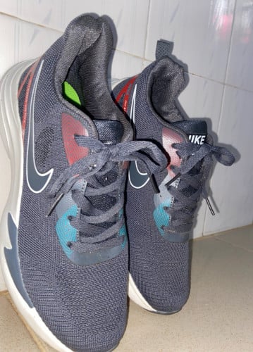 NEKE Shose for Man