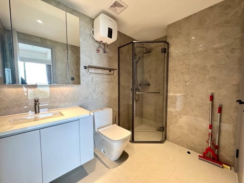 New Brand La Vista One condo , Chroy Changvar