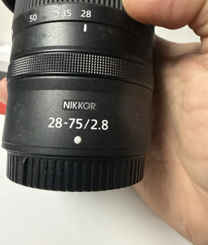 Nikon z 28-75mm f2.8