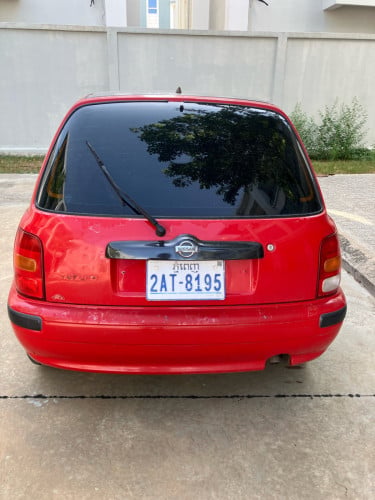 Nissan Micra 2000