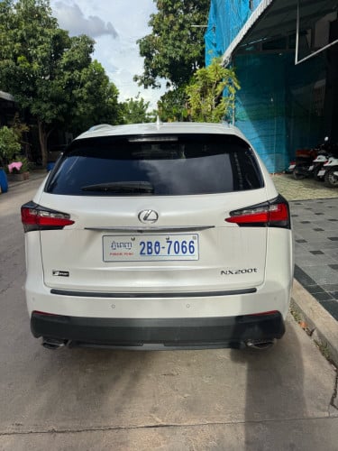 NX200t 2015 up fsport បីបូតុង ប៉ុង1 ឡានថ្មី អត់បុកប៉ះអត់ច្រេស