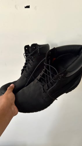Original Timberlnad Size 43 ( 41-42 ពាក់បានអត់រលុងទេ)
