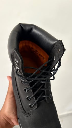Original Timberlnad Size 43 ( 41-42 ពាក់បានអត់រលុងទេ)