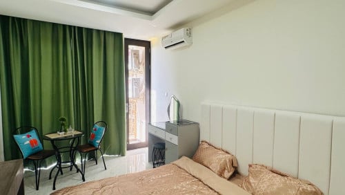 Orkide studio for rent