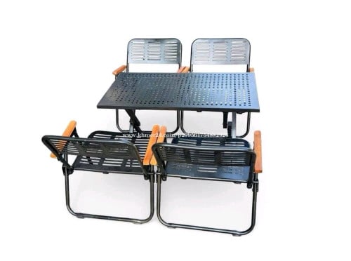 Outdoor picnics set