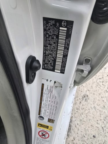Prius 010 option 4 solla លក់