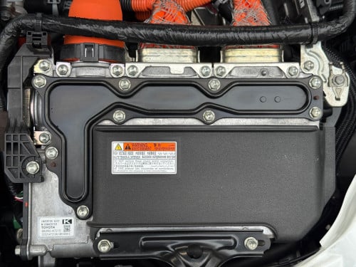 Prius 013 opt5 JBL ឃ្មុំ