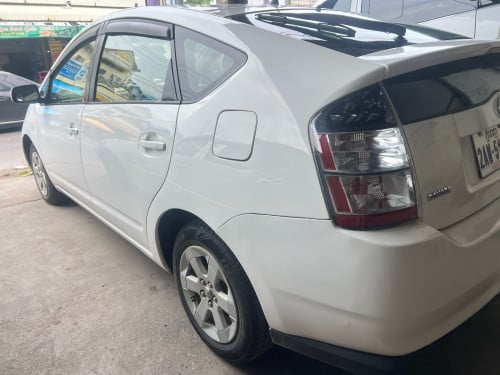 Prius 2005 full