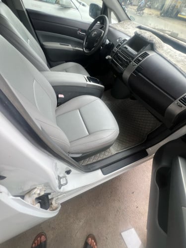 Prius 2005 full