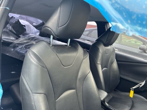 Prius prime 2019 premium