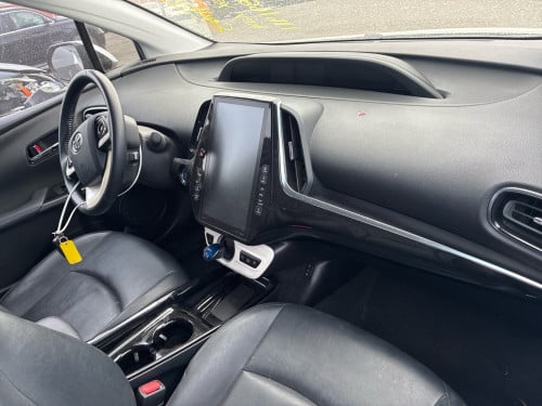 Prius prime 2019 premium